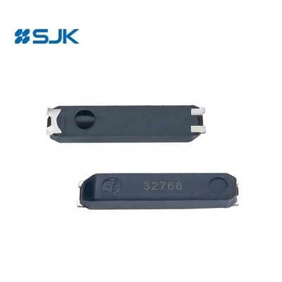 Σταθερό 7M 32.768KHZ SJK SMD 7015 Τυποποιητικό πιρούνι Κρυστάλλινης σειράς Ικανότητα φόρτωσης Cl 12.5pF